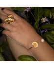 Collection Nymphéas, bijoux en porcelaine et métal fabriqués à Paris
@griisette
