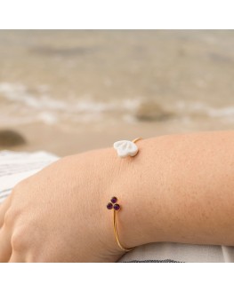 Bracelet Coquillage en porcelaine émaillée et perles de verre réalisé à Paris