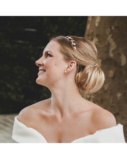 Magnifique portrait de Maria avec la tiare Jardin - wedding - mariage - noces
@Lauriane Metayer