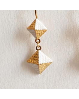Pyramides dorées