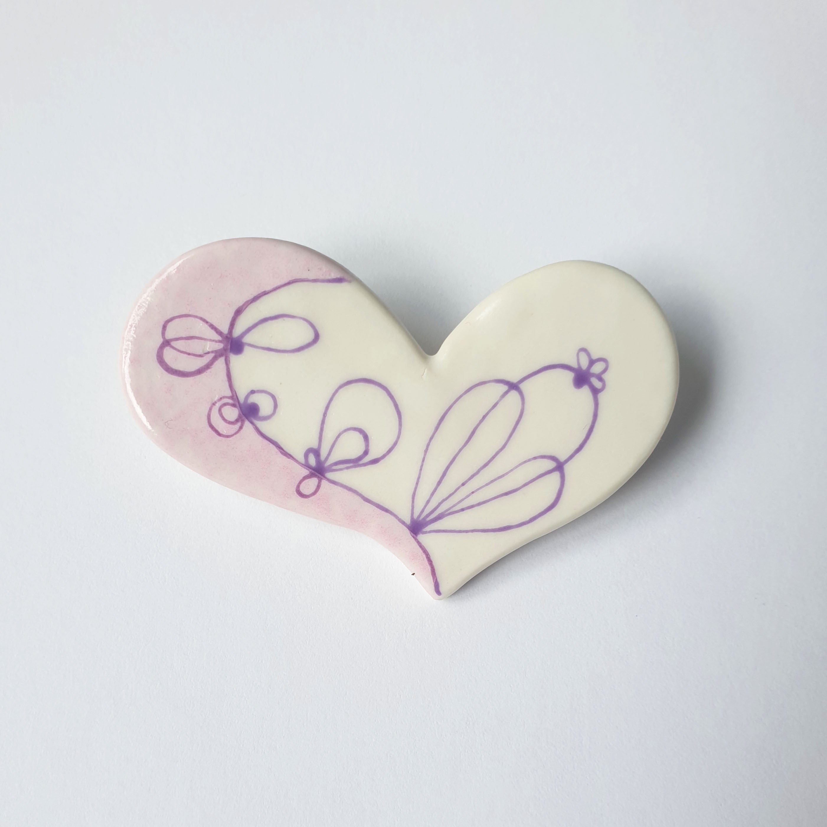 Pièce unique - Broche Coeur porcelaine