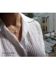 Collier Rose porté